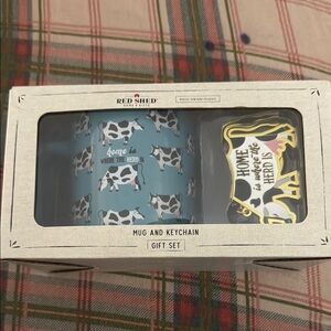 Red Shed Cow Mug and Keychain Gift Set